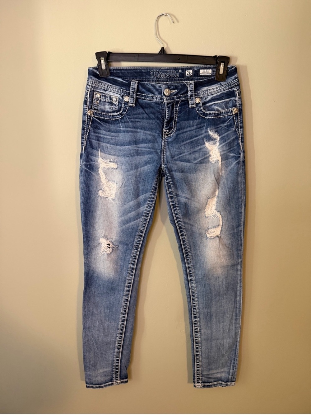 Gorgeous Miss Me Mid-Rise Easy Ankle Skinny Distressed Jeans 29” Inseam